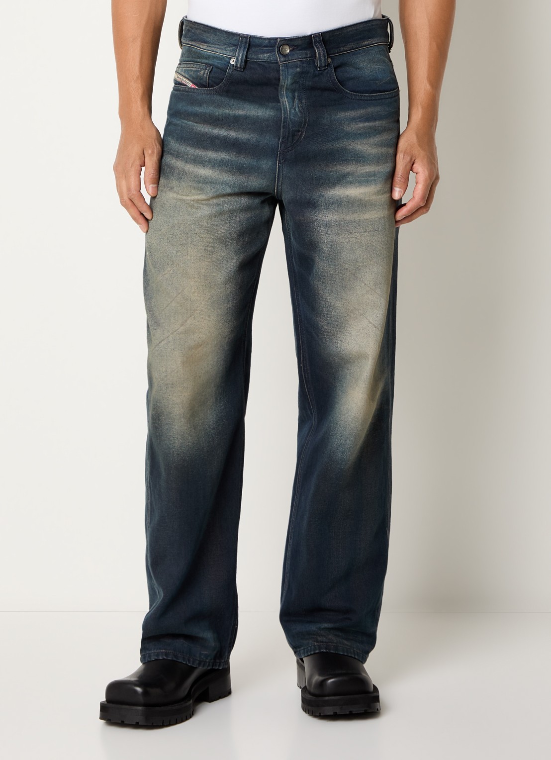Diesel 2001 D-MACRO loose fit jeans met donkere wassing - detail 3 indigo