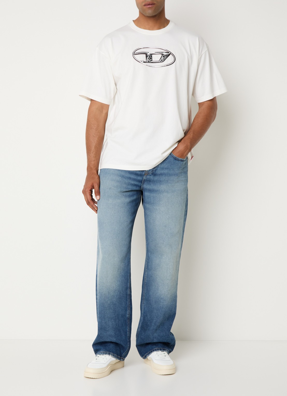 Diesel 2001 D-Macro loose fit jeans met medium wassing - voorkant 5 indigo
