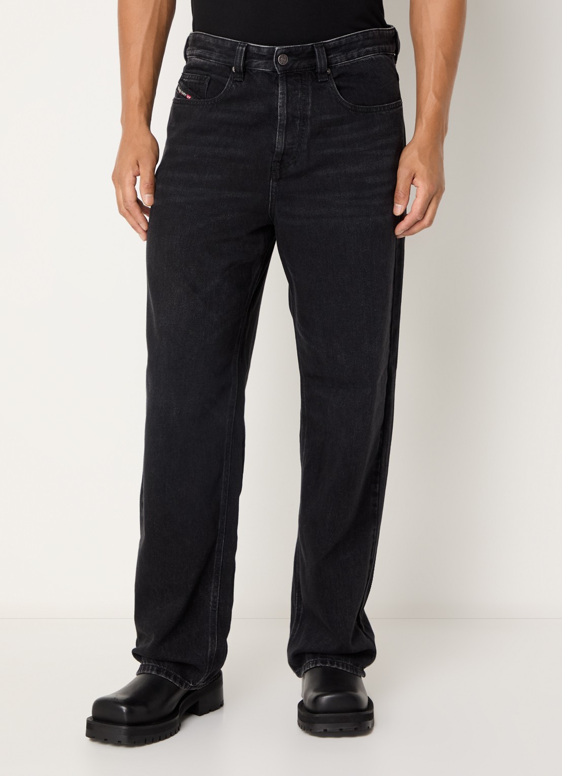 Diesel 2001 D-Macro loose fit jeans  - detail 4 zwart