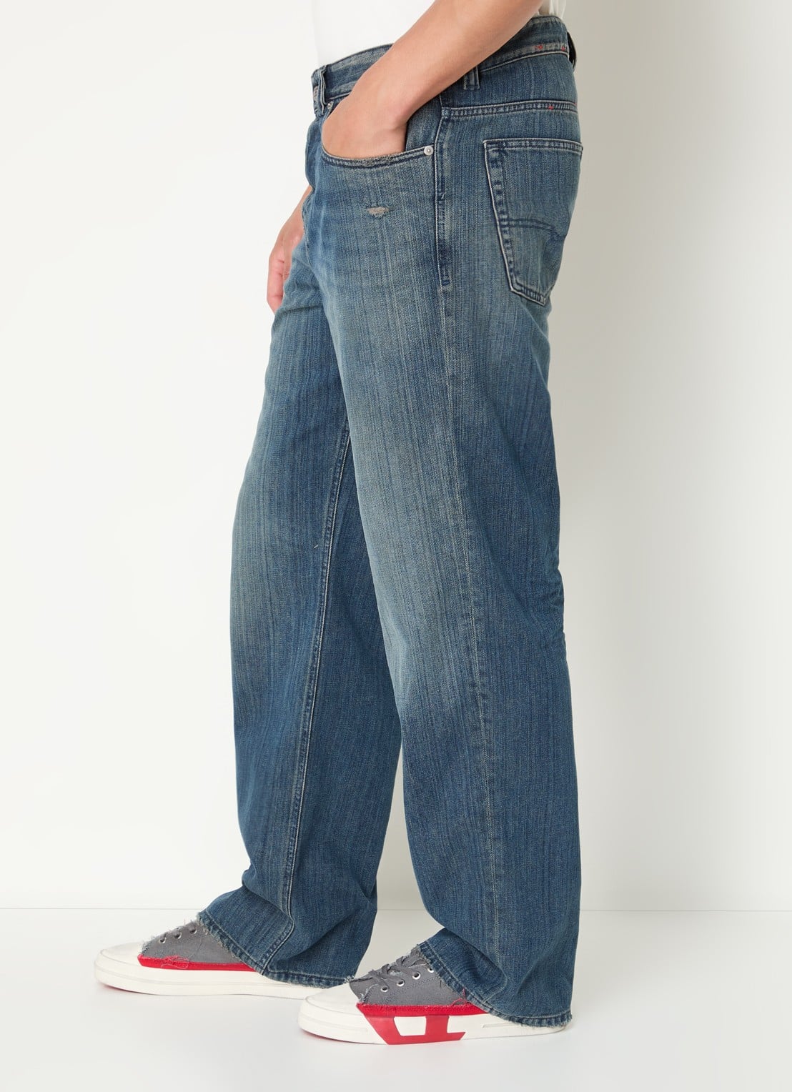 Diesel 2001 D-Macro straight leg jeans met medium wassing - detail 5 indigo