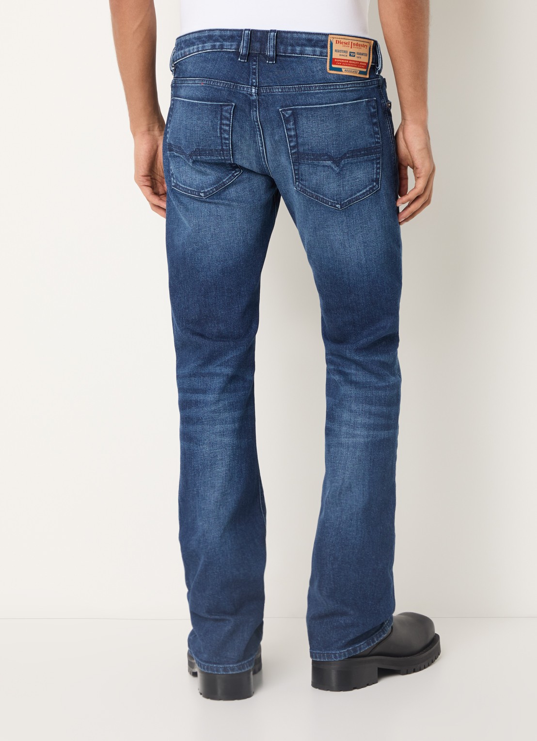 Diesel 2007 Zatiniy flared fit jeans met medium wassing - achterkant 5 indigo