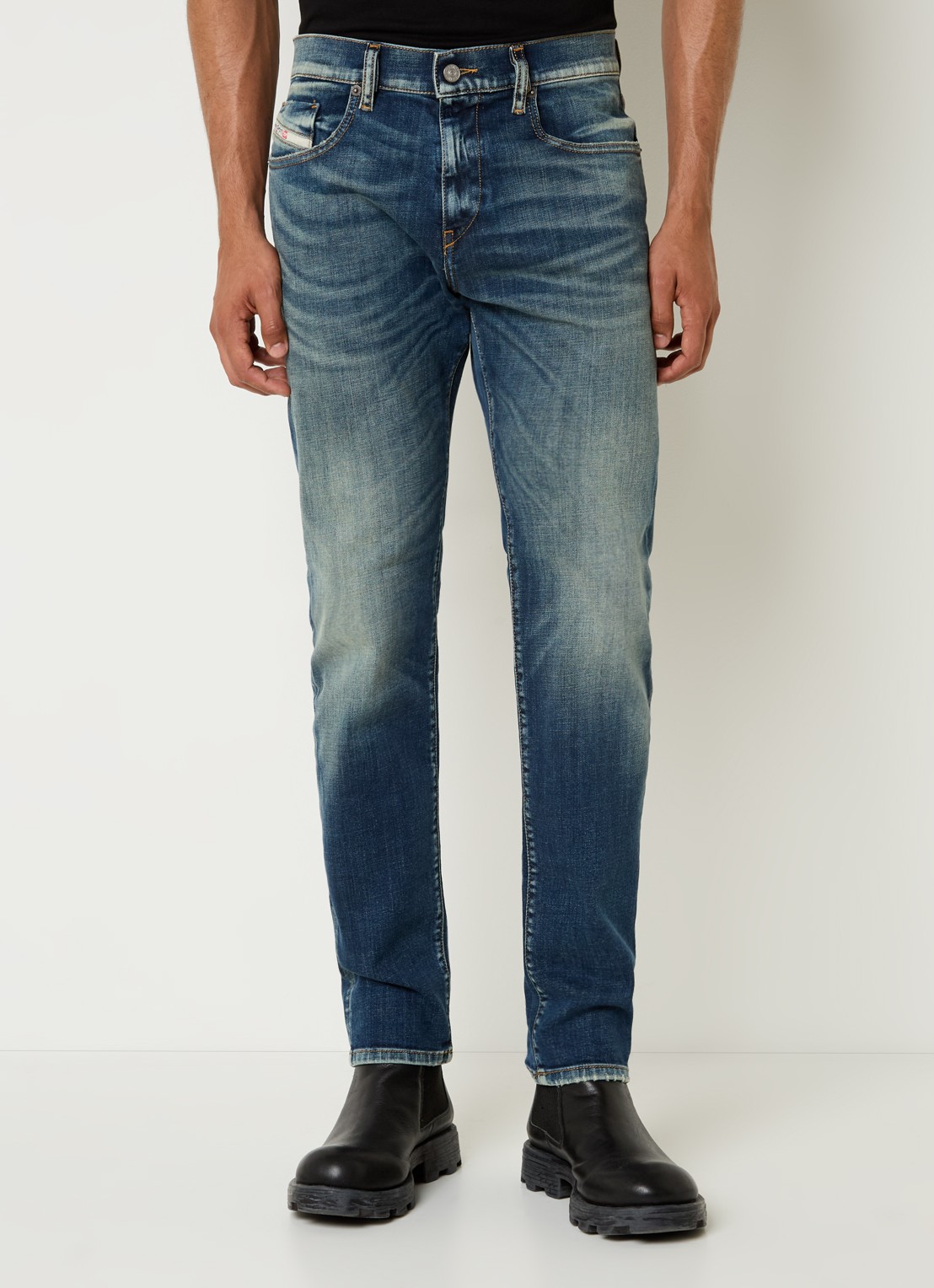 Diesel 2019 D-Strukt slim fit jeans met donkere wassing - detail indigo