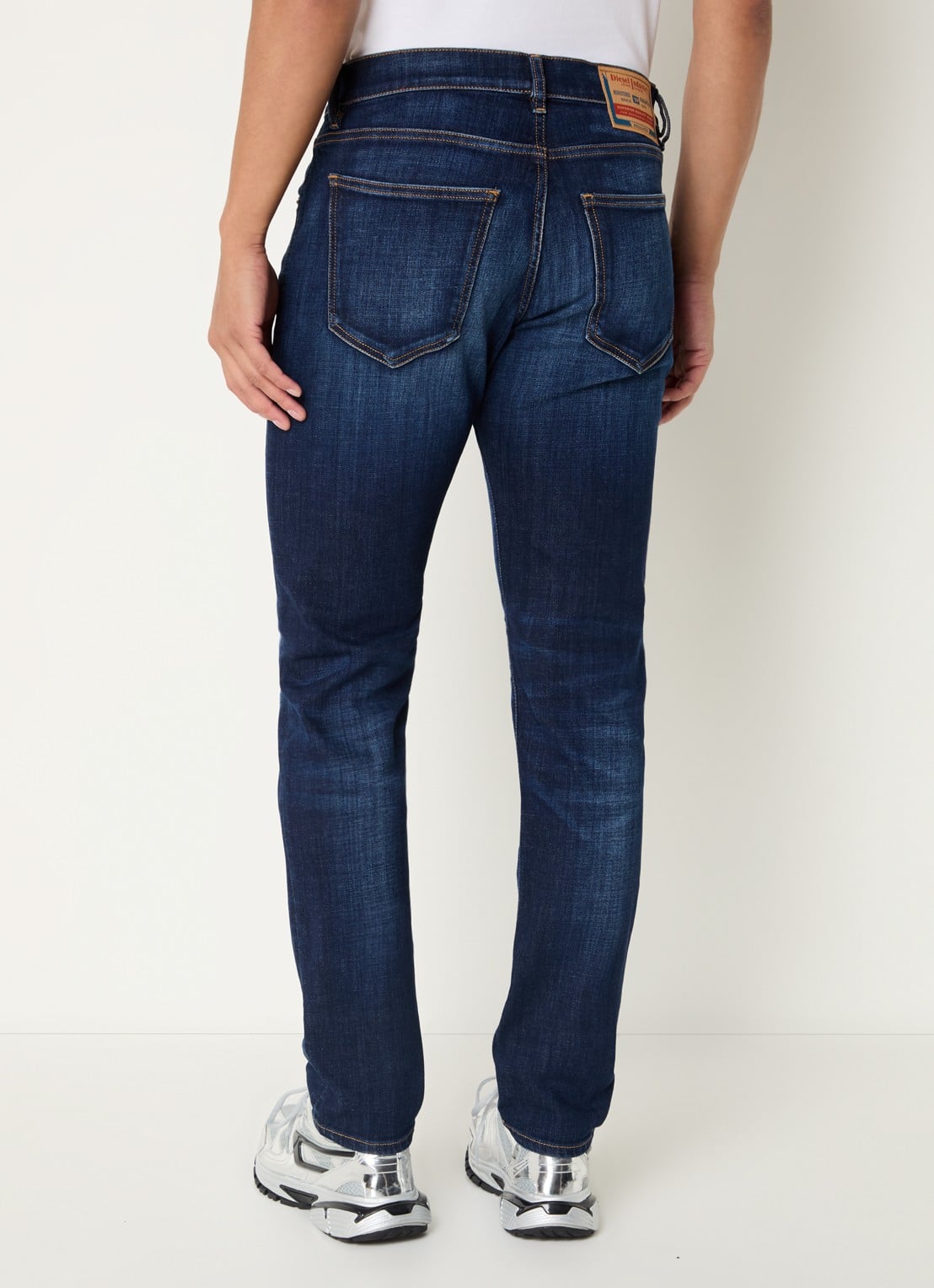 Diesel 2019 D-strukt slim fit jeans met donkere wassing - achterkant 3 indigo