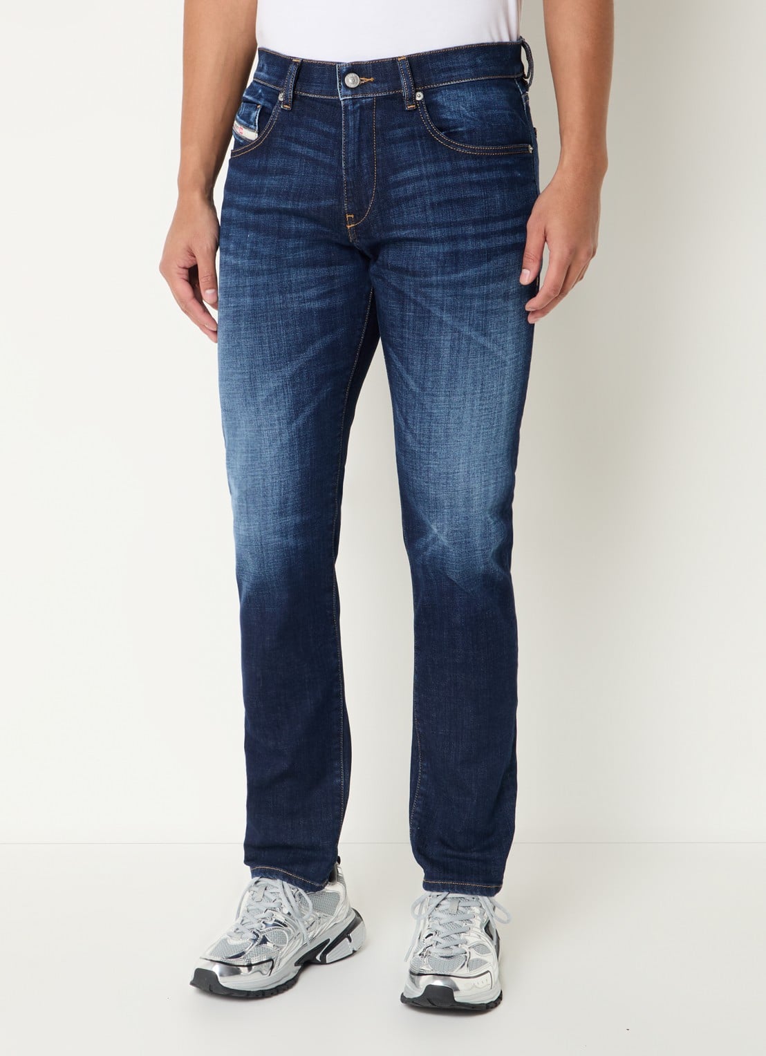 Diesel 2019 D-strukt slim fit jeans met donkere wassing - detail indigo