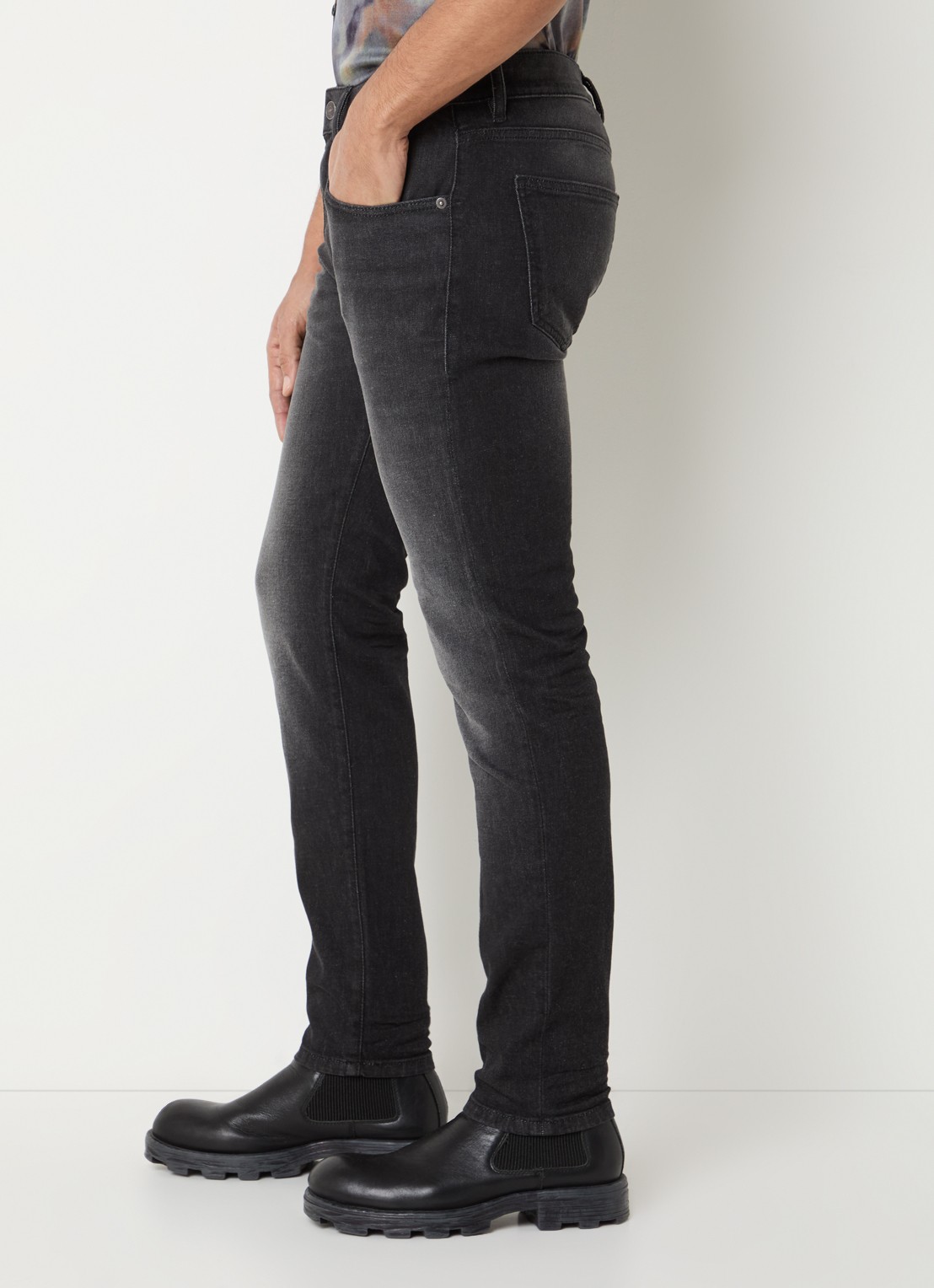 Diesel 2019 D-Strukt slim fit jeans met gekleurde wassing - detail 2 antraciet