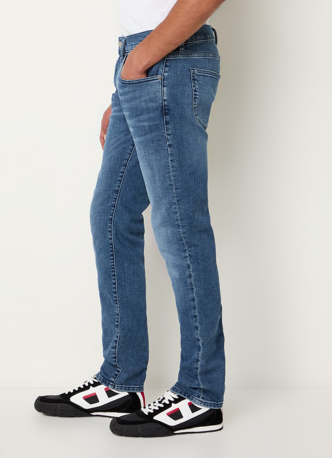 Diesel 2019 D-strukt straight fit jeans met medium wassing  - detail 4 indigo