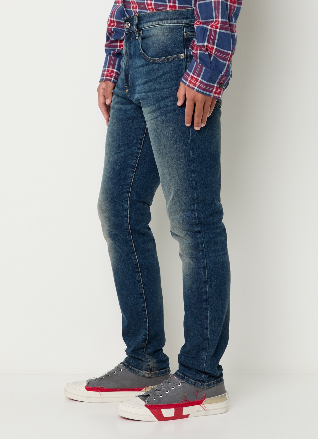 Diesel 2019 D-Strukt straight leg jeans met medium wassing - detail 5 indigo