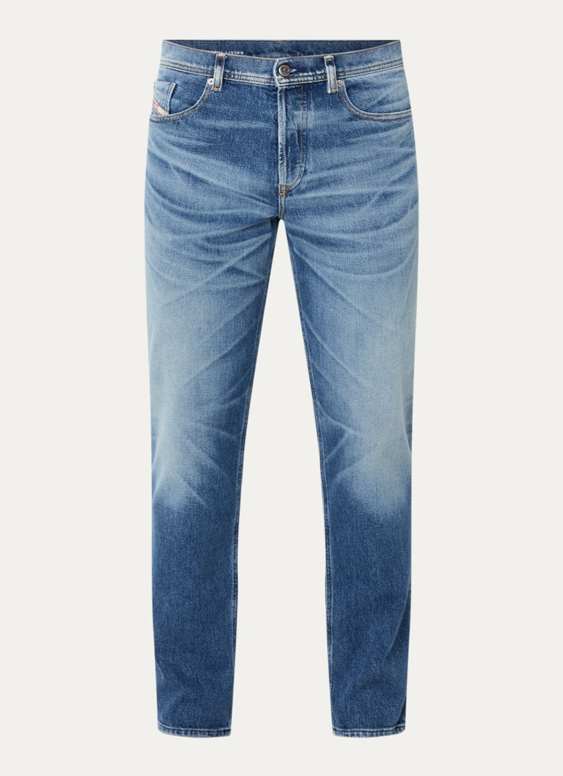 Diesel 2023 D-Finitive regular fit jeans met medium wassing - voorkant 4 indigo