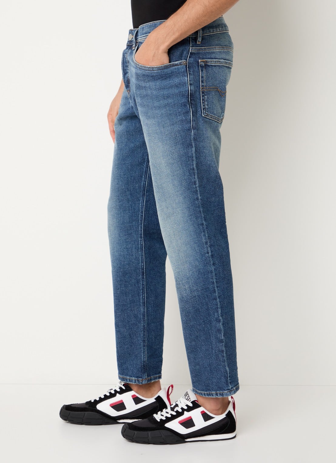 Diesel 2023 D-Finitive straight leg jeans met donkere wassing - detail 5 indigo