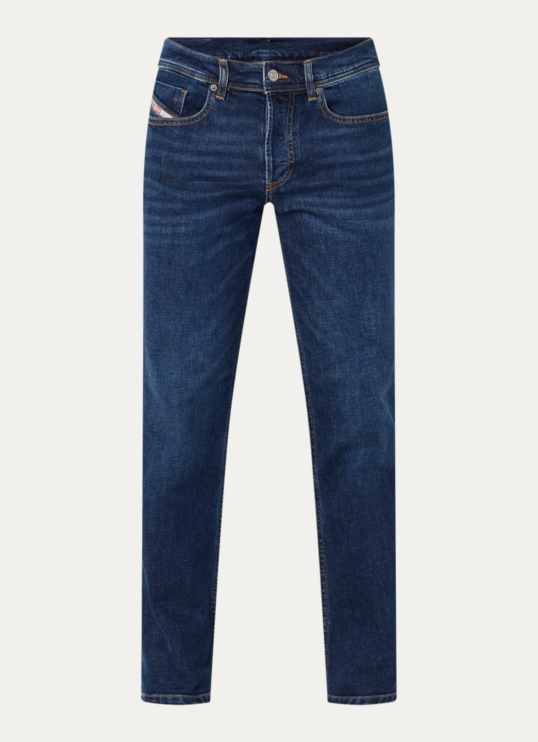 Diesel 2023 D-Finitive tapered fit jeans met donkere wassing - voorkant 3 indigo