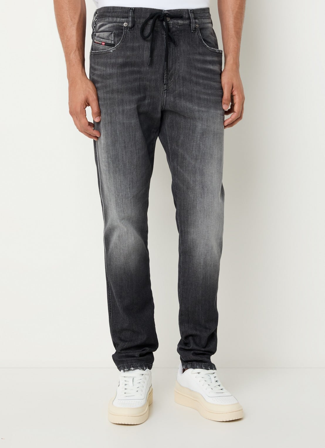 Diesel 2026 D-strukt slim fit jeans met trekkoord - detail 3 antraciet