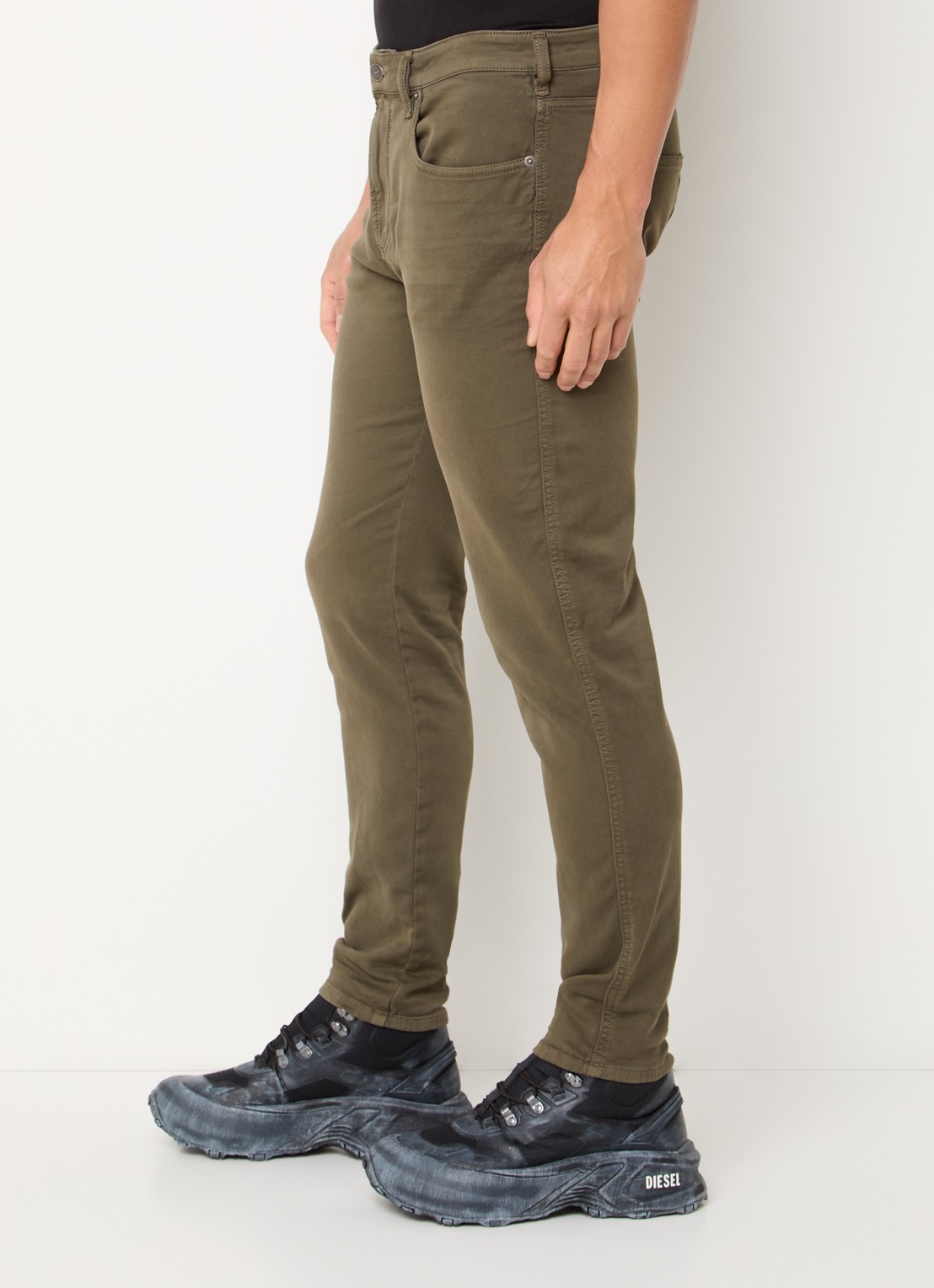 Diesel 2062 D-Strukt slim fit chino met steekzakken - detail 3 mosgroen