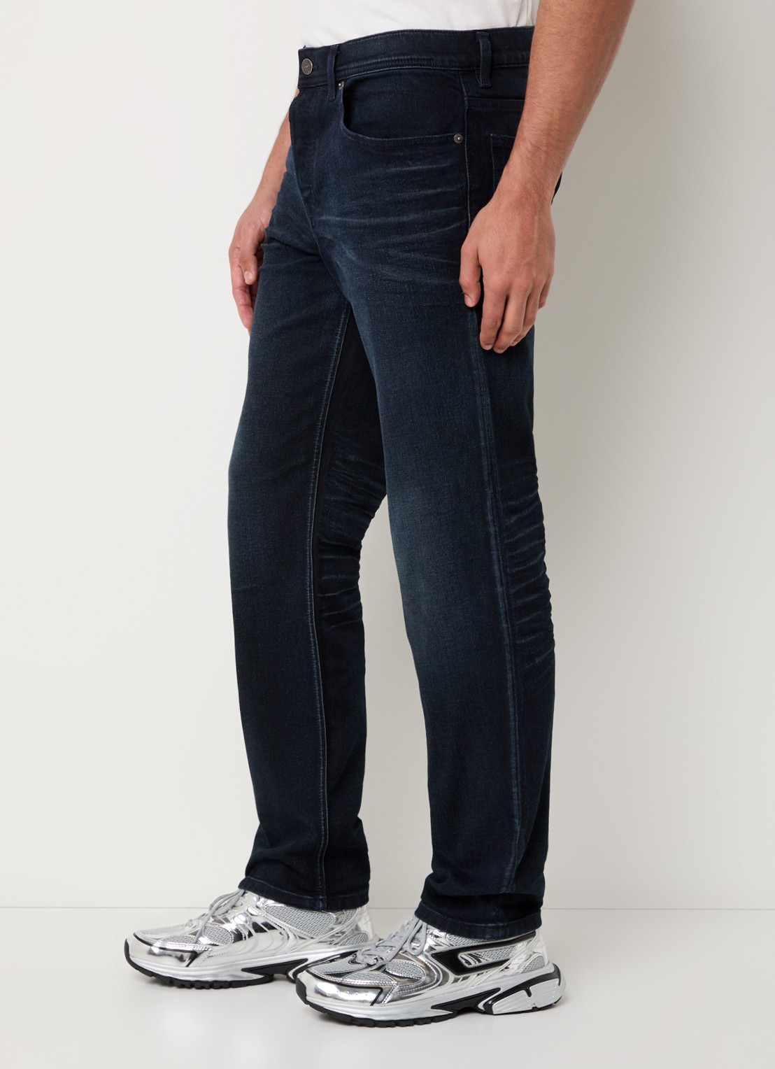 Diesel D-Finitive straight leg jeans met donkere wassing - detail 5 donkerblauw