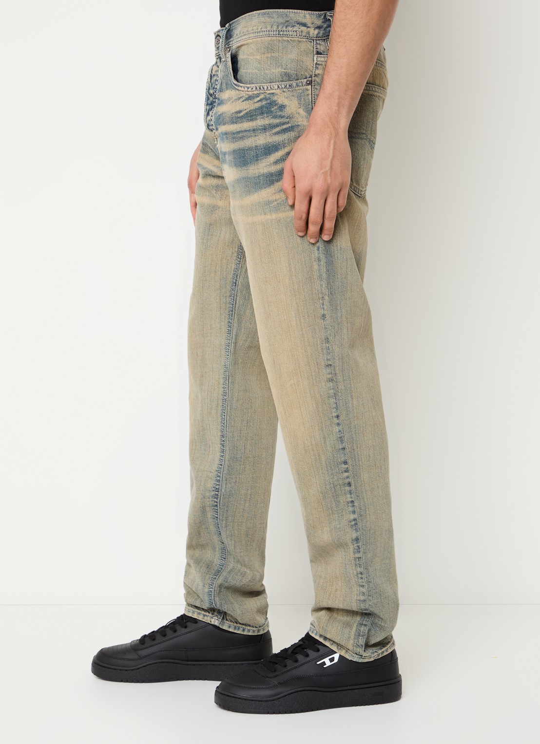 Diesel D-Finitive straight leg jeans met verwassen afwerking - detail 5 indigo