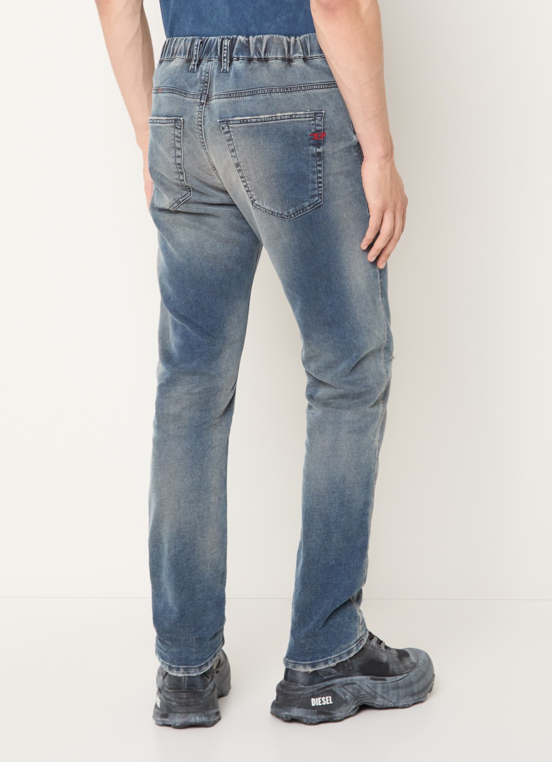 Diesel D-Krooley-Bw slim fit jeans met medium wassing - achterkant 3 indigo