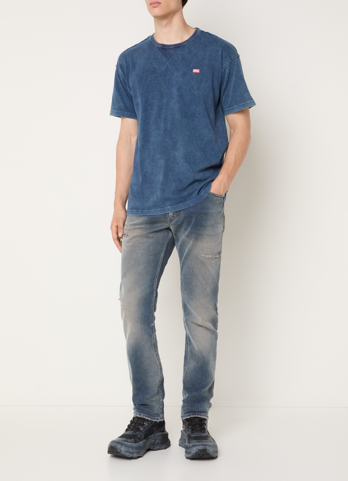 Diesel D-Krooley-Bw slim fit jeans met medium wassing - voorkant 5 indigo