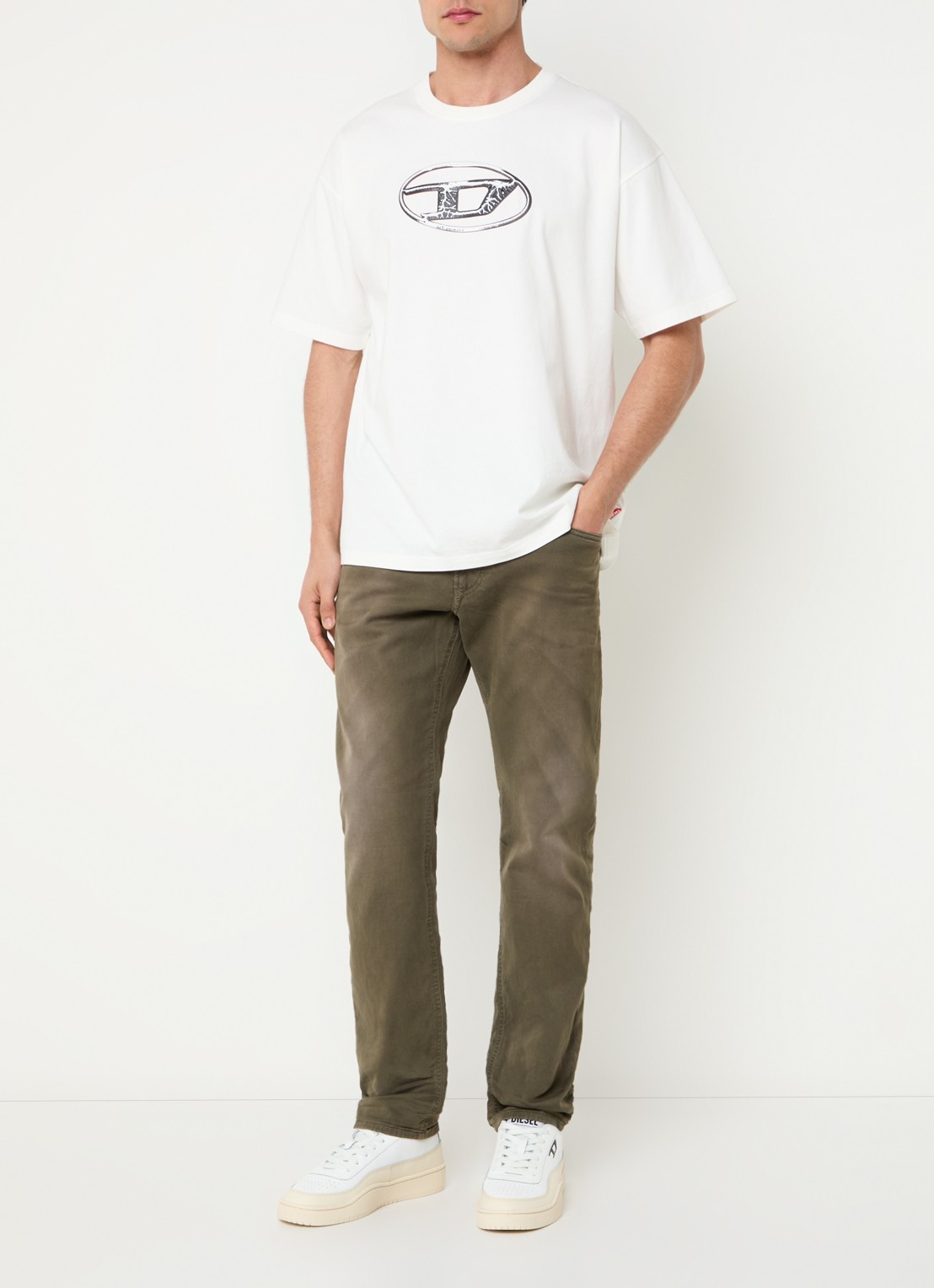 Diesel D-Krooley straight leg jeans met gekleurde wassing - voorkant 5 legergroen