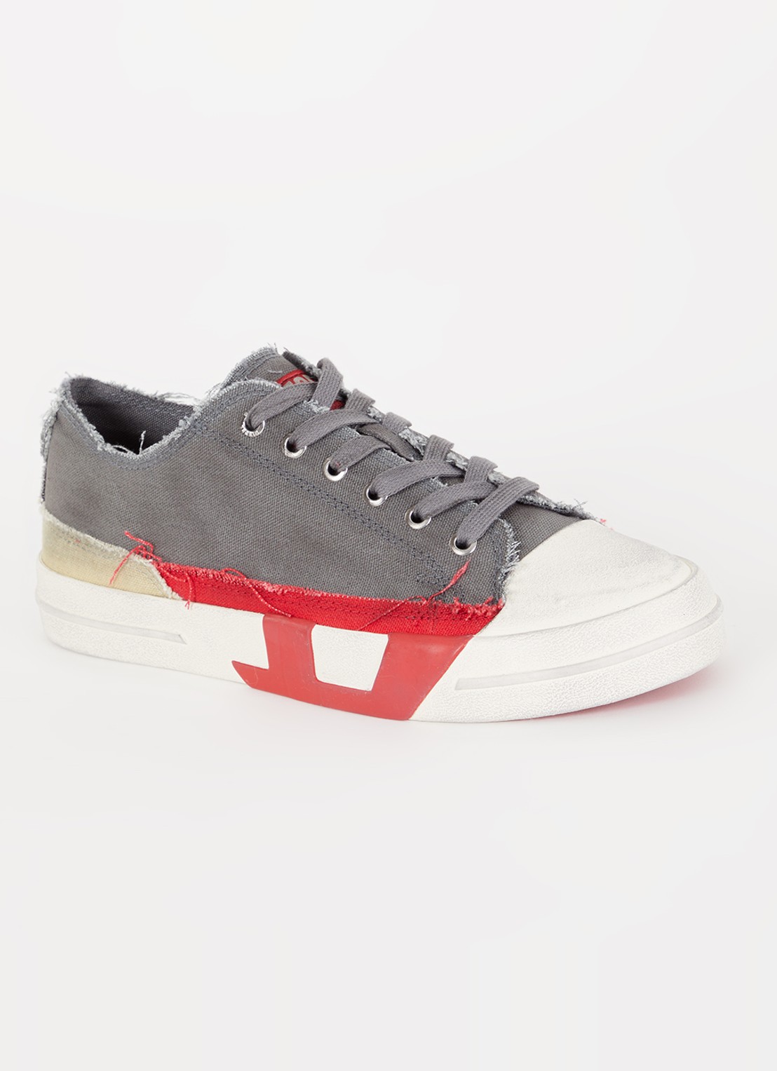 Diesel D-verse Low sneaker van canvas met destroyed afwerking - voorkant middengrijs