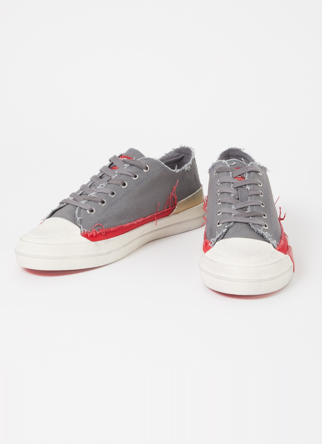 Diesel D-verse Low sneaker van canvas met destroyed afwerking - detail 6 middengrijs