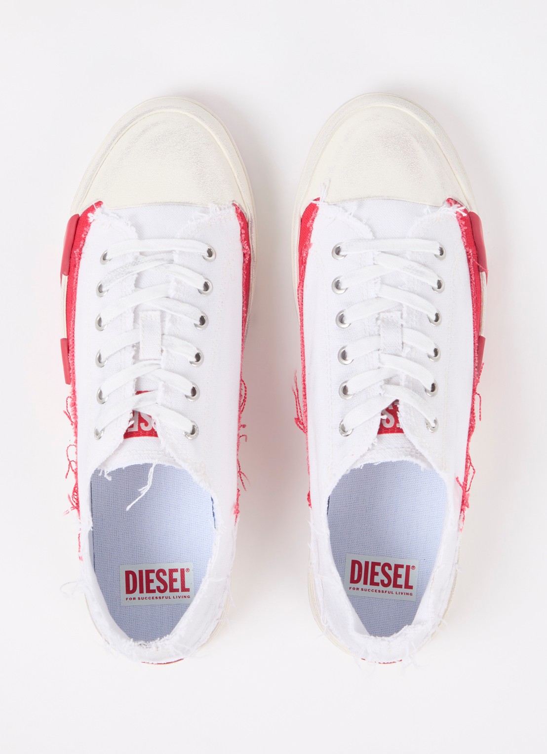 Diesel D-verse Low sneaker van canvas met destroyed afwerking - detail 2 wit