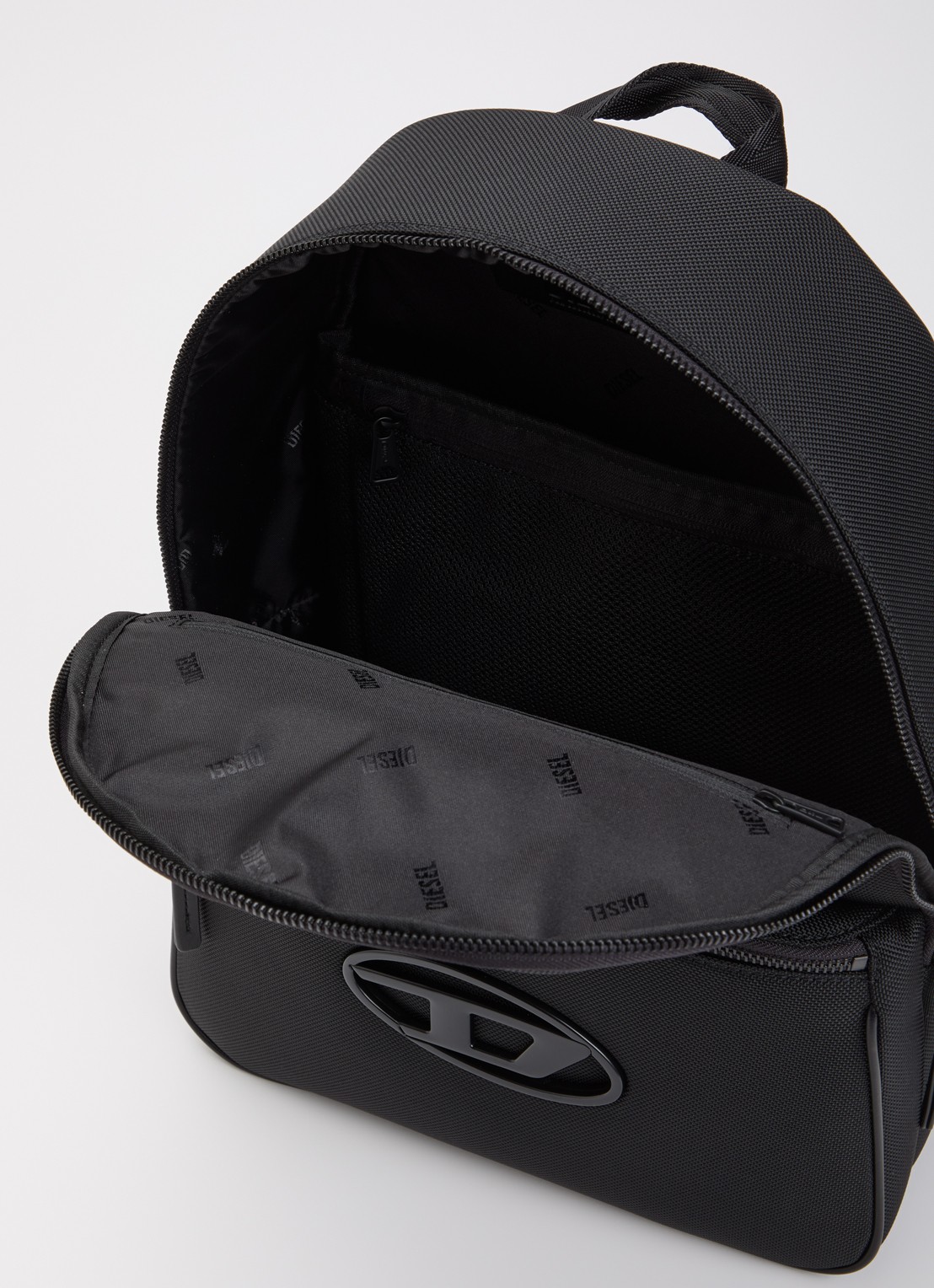 Diesel Holi-D rugzak met logo en 13 inch laptopvak - detail 2 zwart
