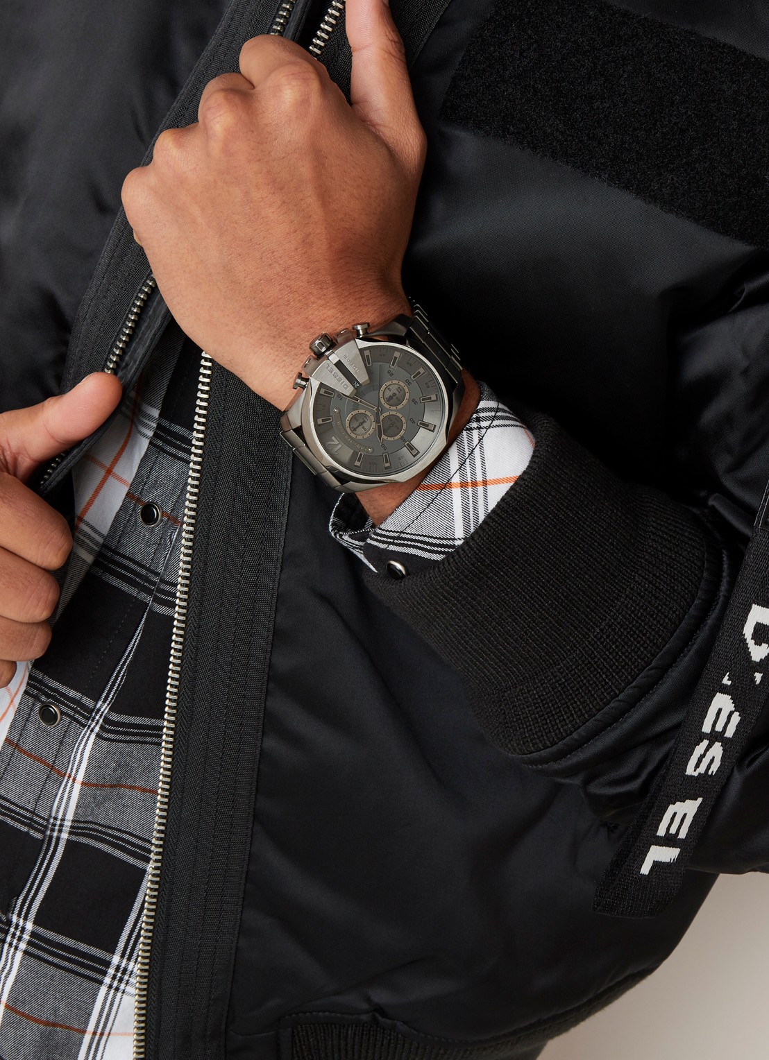 Diesel Horloge Mega Chief DZ4282 - voorkant 2 antraciet