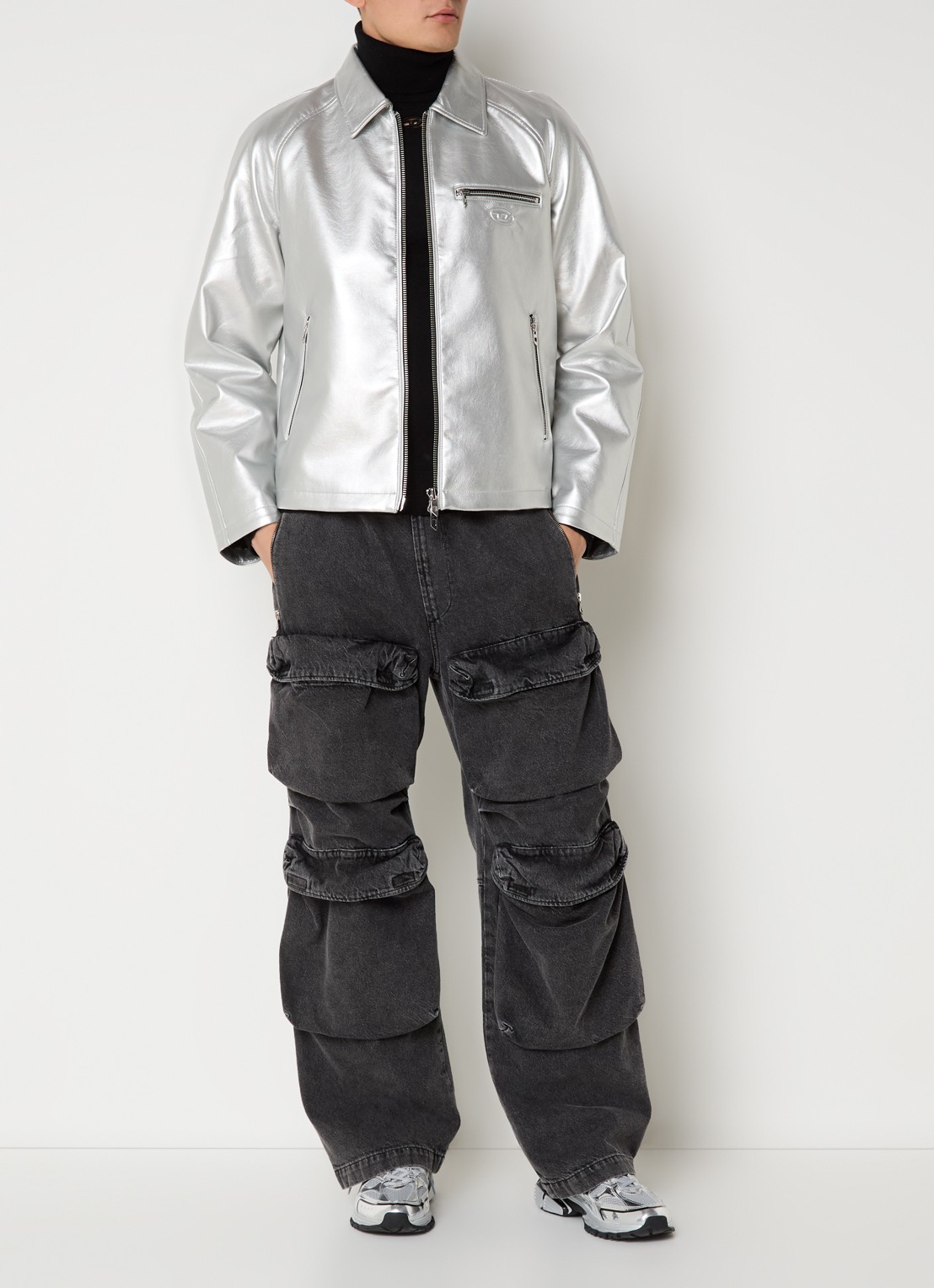 Diesel J-Thome jack met ritszakken en metallic finish - voorkant 4 zilver
