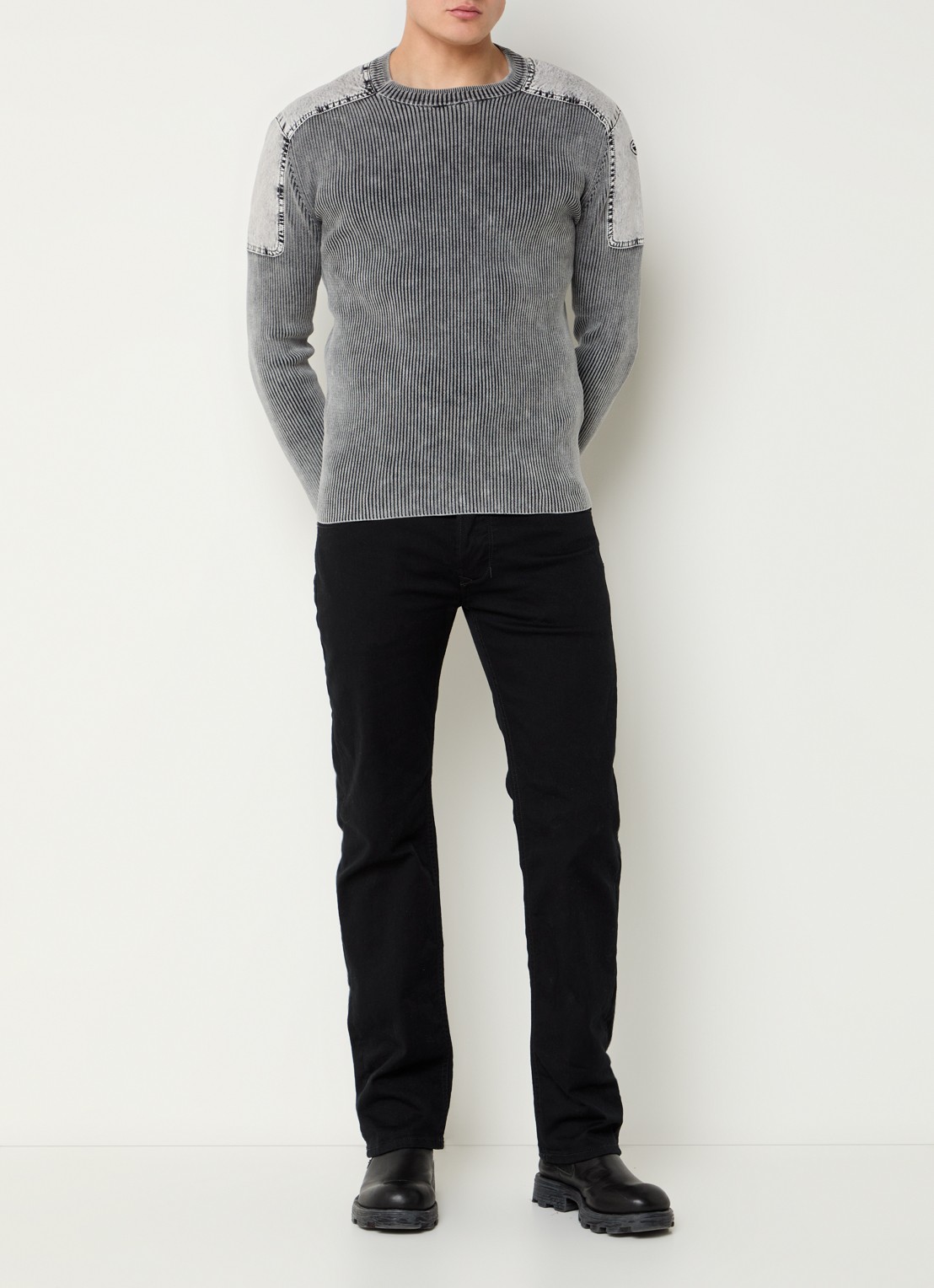 Diesel K-Martin ribgebreide pullover met logo - voorkant 5 grijs