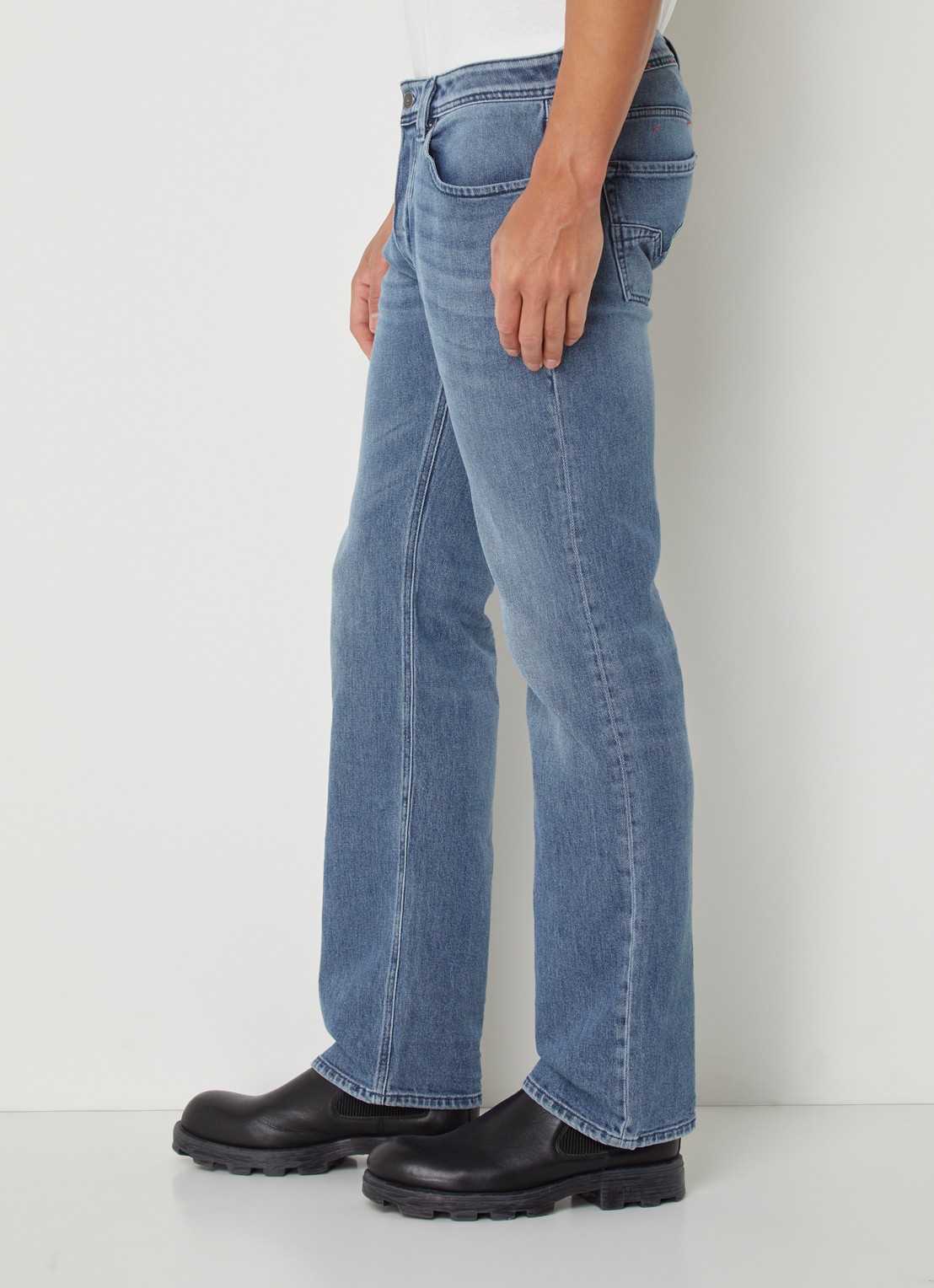 Diesel Larkee straight leg jeans met medium wassing - detail 3 indigo