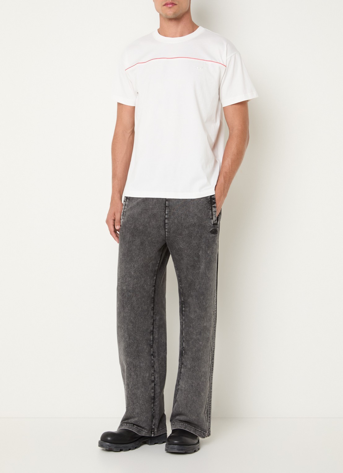 Diesel P-Alt straight fit joggingbroek met steekzakken - voorkant 3 antraciet