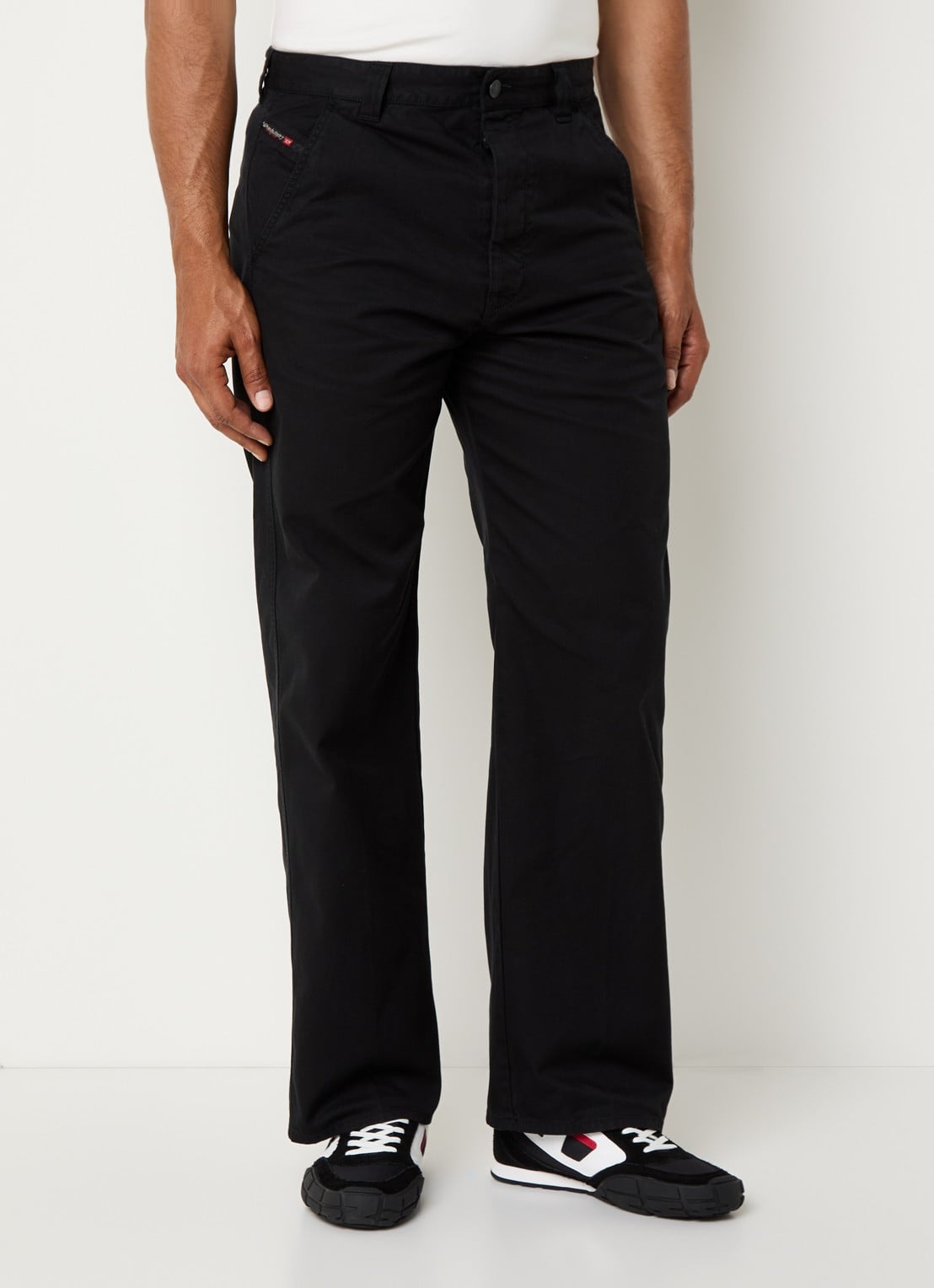 Diesel P-Hant straight fit chino met steekzakken - detail 2 zwart
