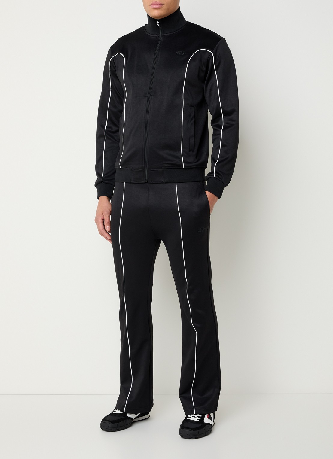 Diesel P-locking flared trackpants met steekzakken - voorkant 2 zwart