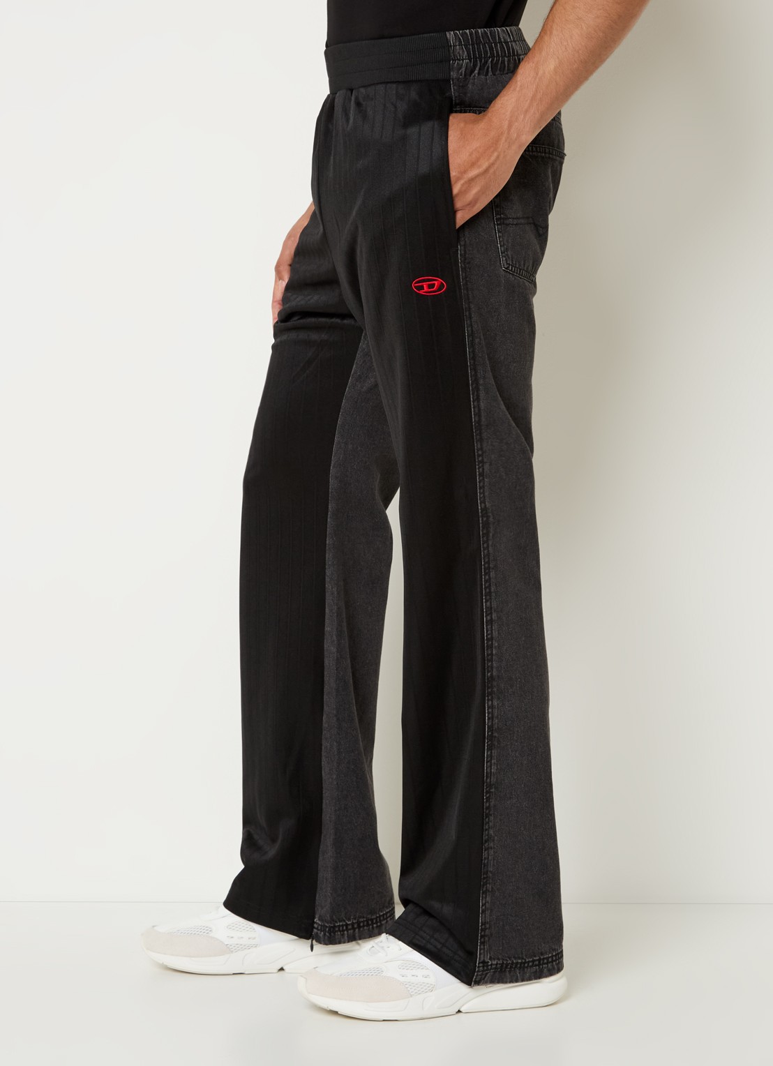 Diesel P-Zamp-Vet loose fit broek met details van denim - detail 4 zwart