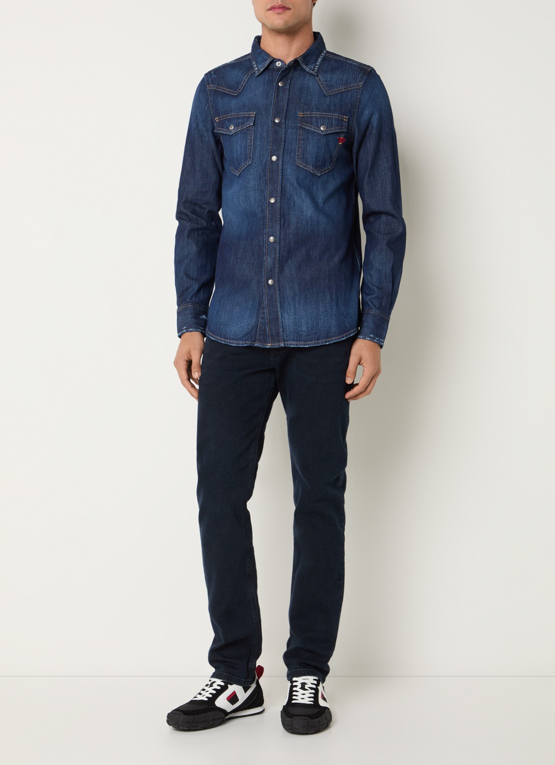 Diesel Regular fit overhemd van denim - voorkant 4 indigo