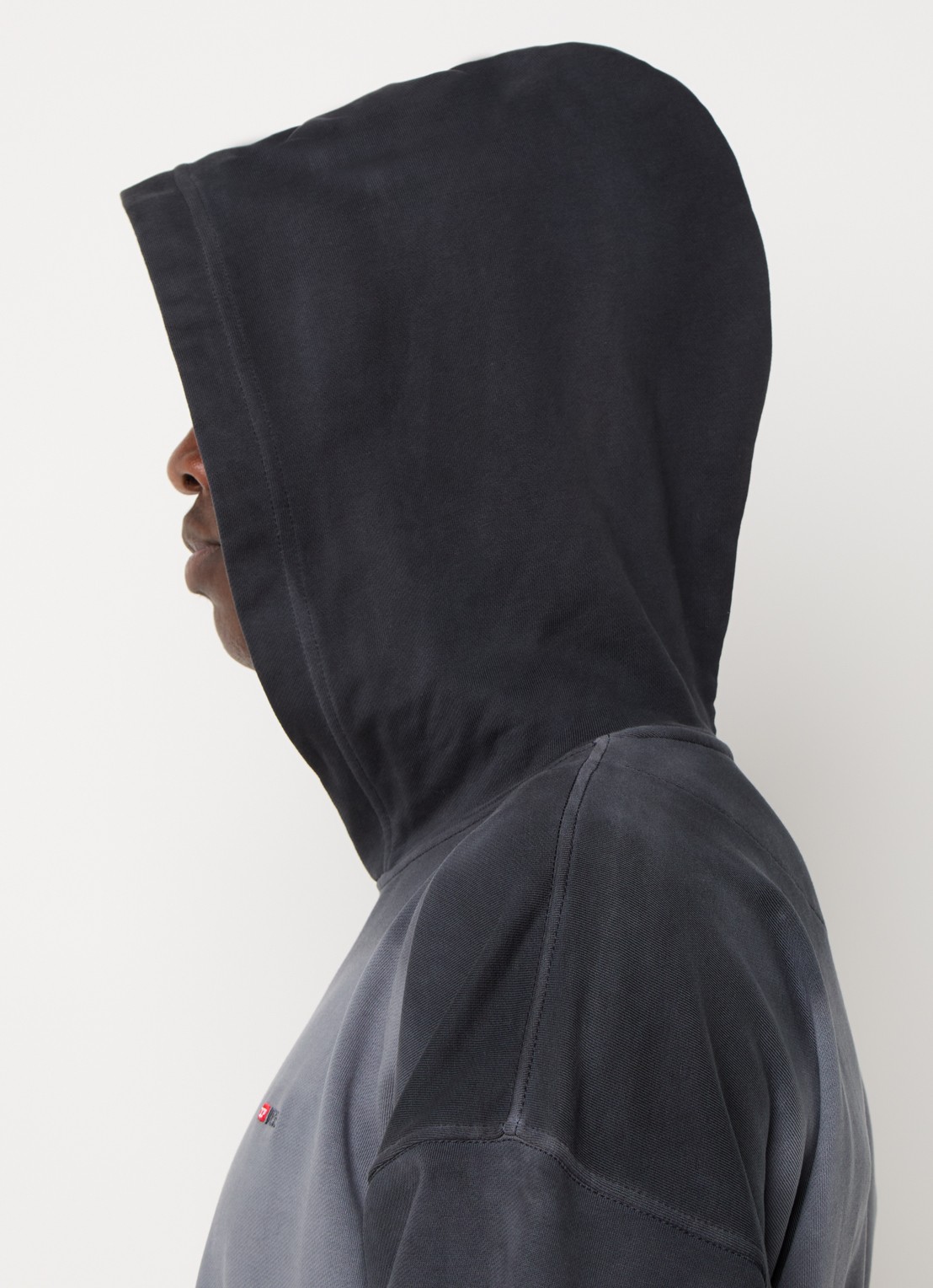 Diesel S-EE-T1 hoodie met verwassen afwerking - detail 5 zwart