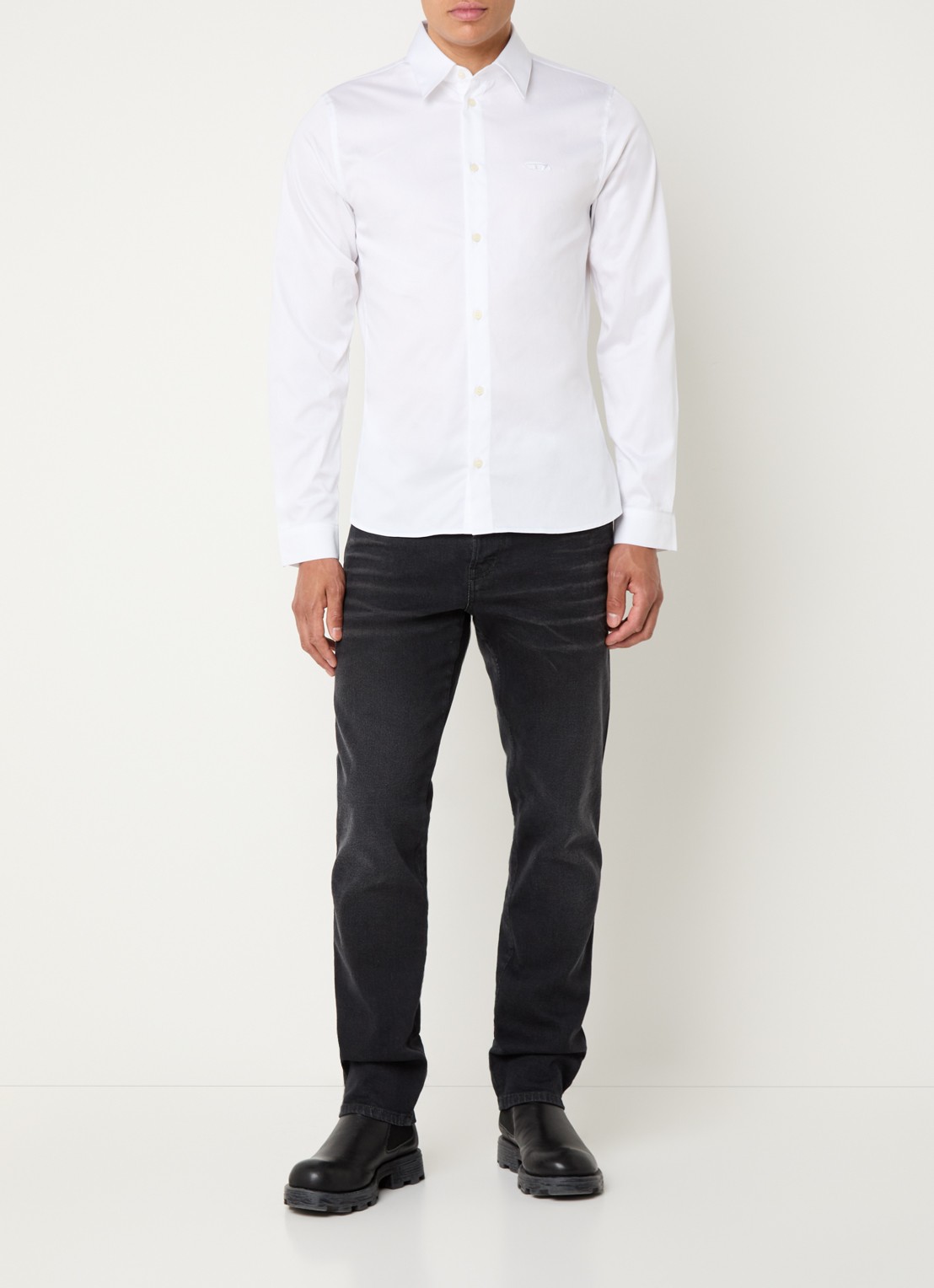 Diesel S-Fitty-Qfav slim fit overhemd met logo - voorkant 2 wit