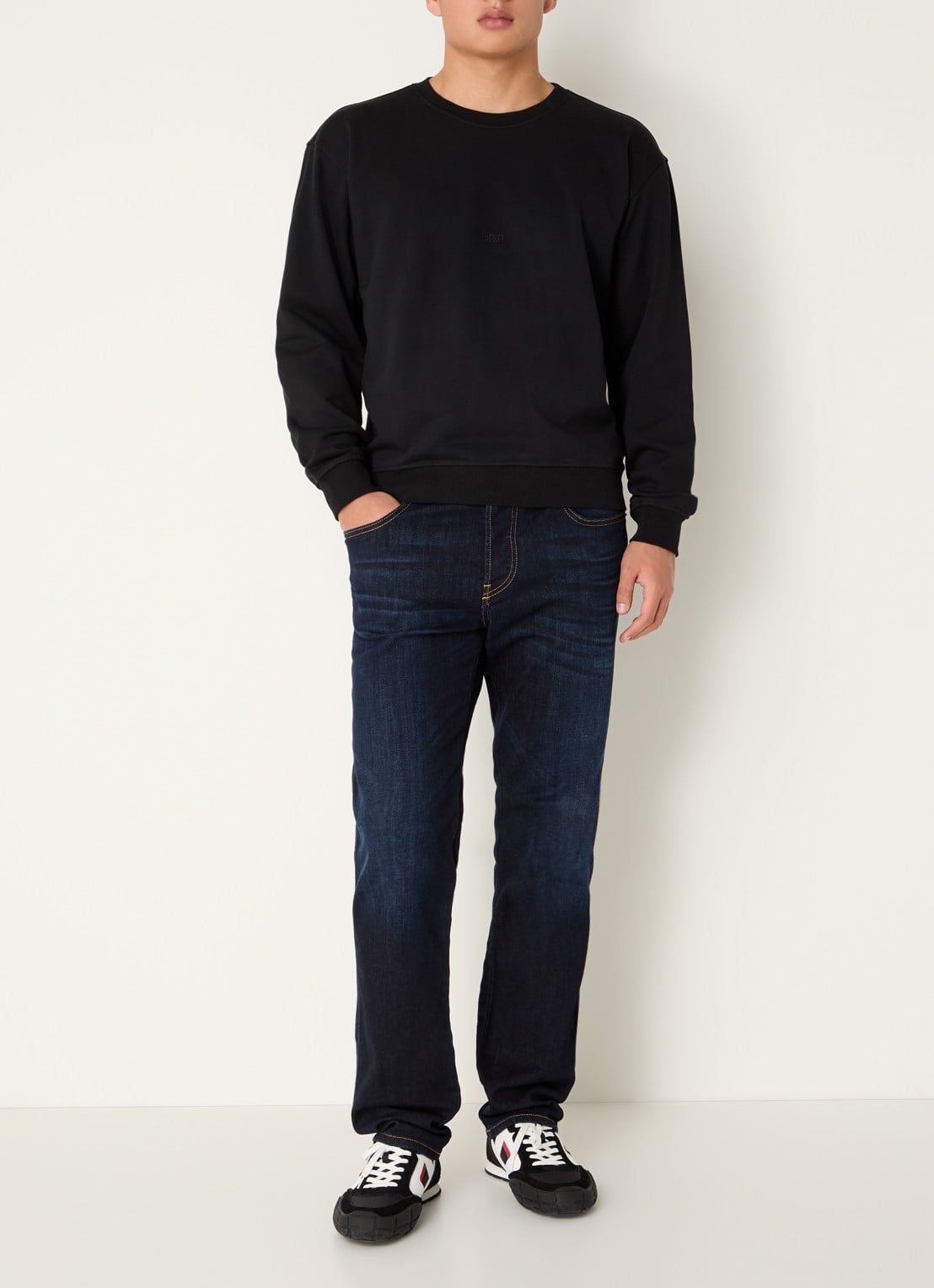 Diesel S-Norm sweater met logoborduring - voorkant 3 zwart