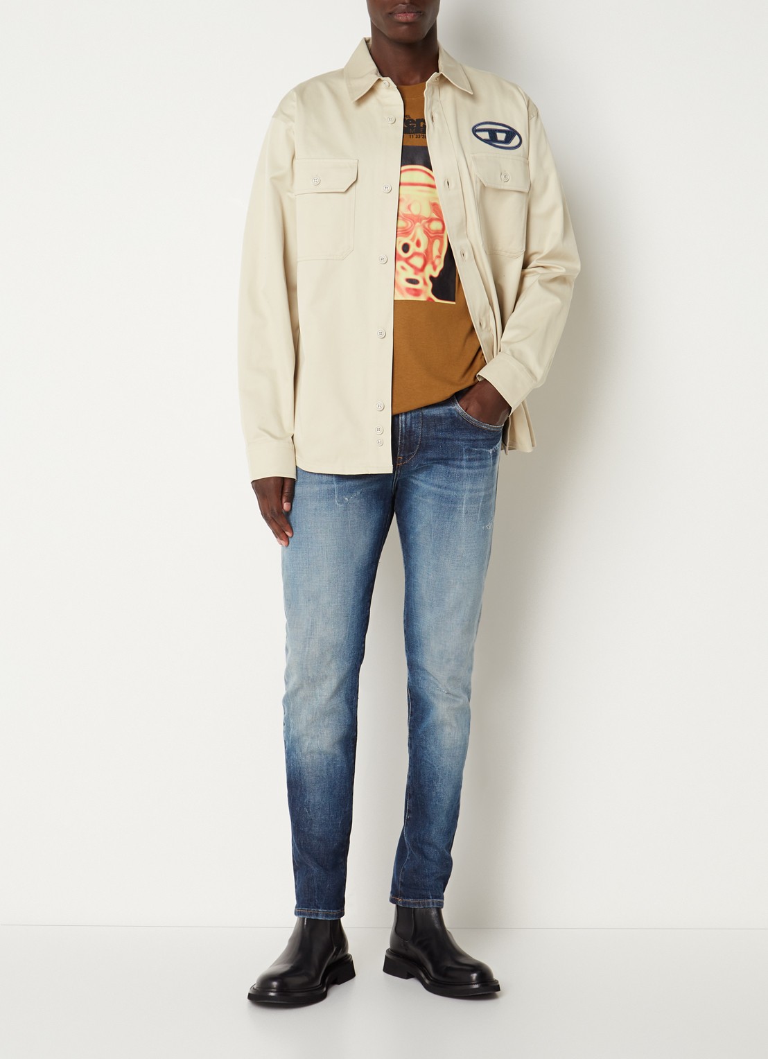Diesel S-SAFFEL-MON overshirt met logo- en backprint - voorkant 2 creme
