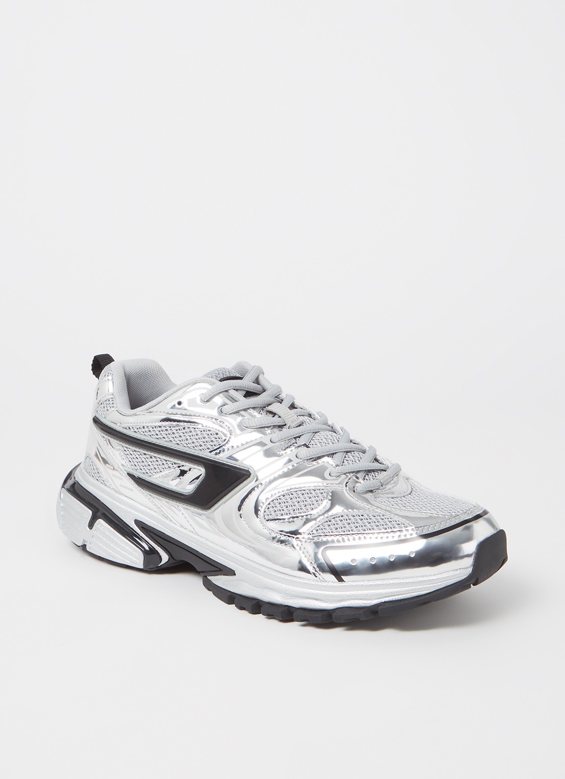 Diesel S-Serendipity sneaker van mesh met metallic finish - voorkant 5 zilver
