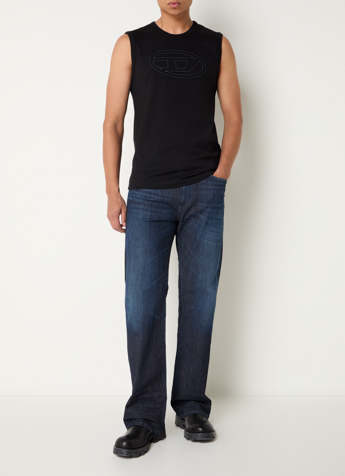 Diesel T-Bisco-Bigoval tanktop met 3D logoprint - voorkant 4 zwart