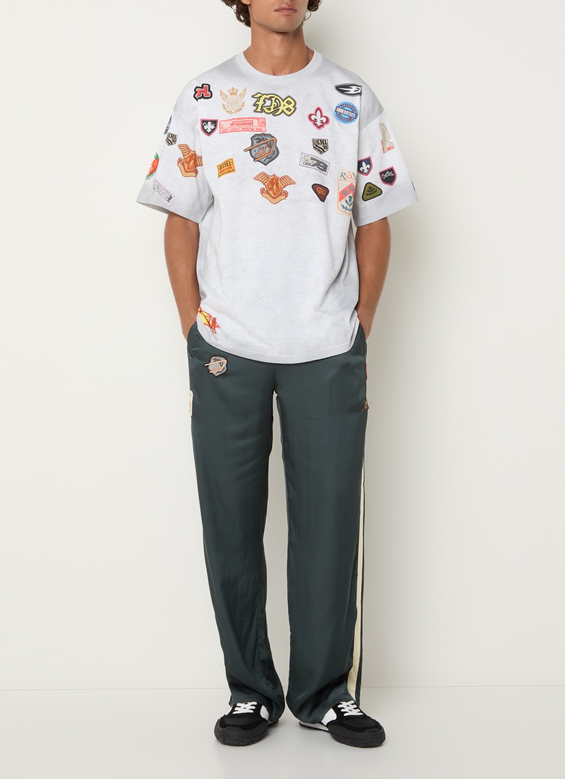 Diesel T-Boxt-AA6 T-shirt met print - voorkant 2 lichtgrijs