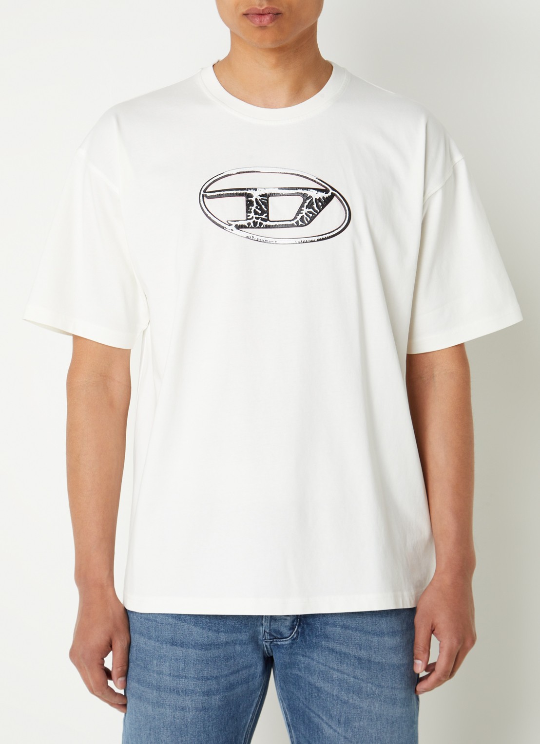 Diesel T-Boxt-Q22 T-shirt met logoprint - detail 4 gebroken wit