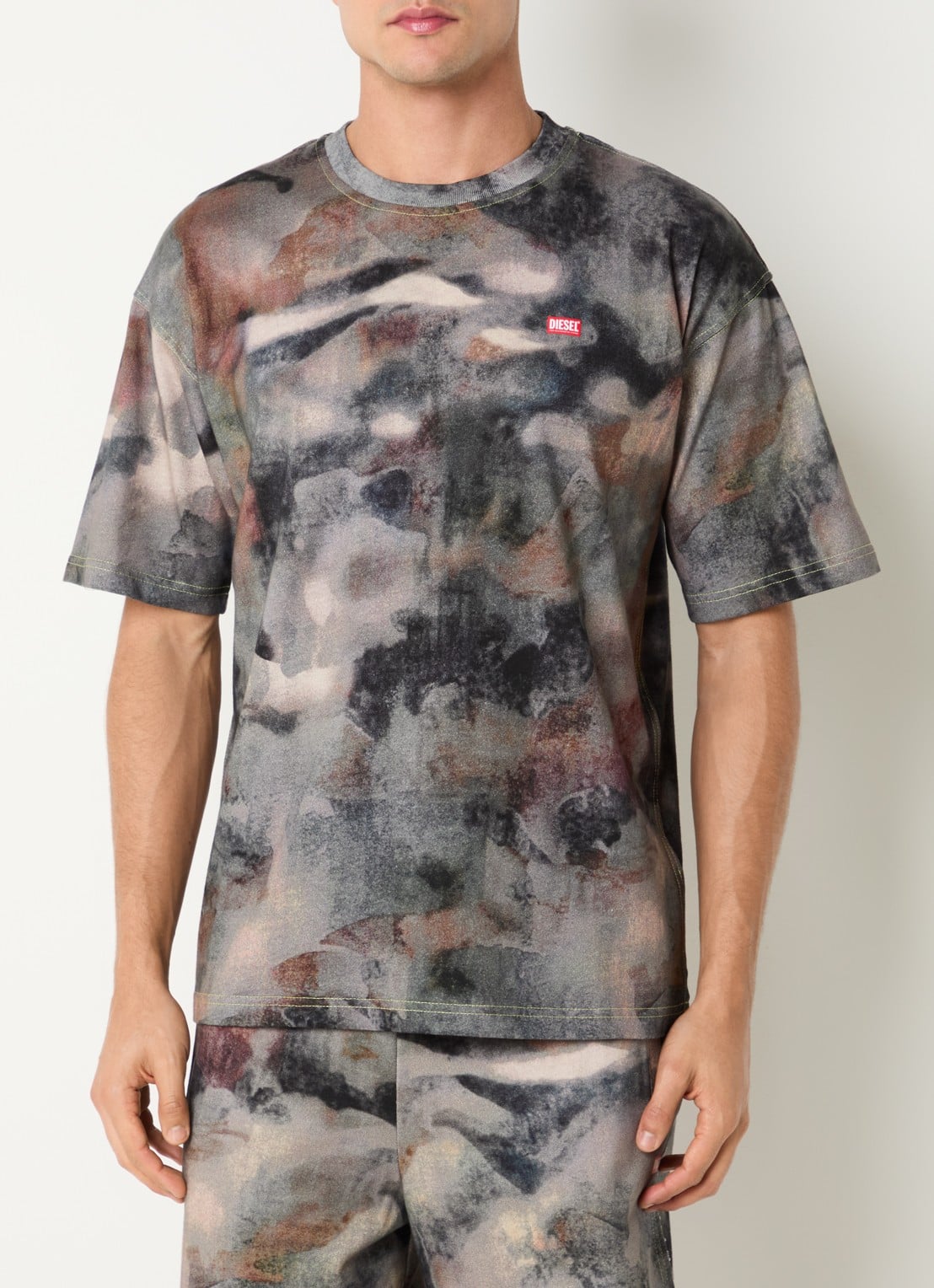 Diesel T-BOXT-V7 T-shirt met camouflageprint en logo - detail antraciet