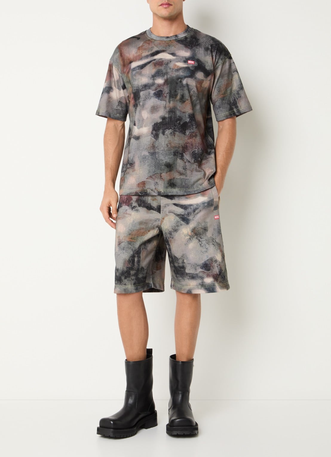 Diesel T-BOXT-V7 T-shirt met camouflageprint en logo - voorkant 3 antraciet