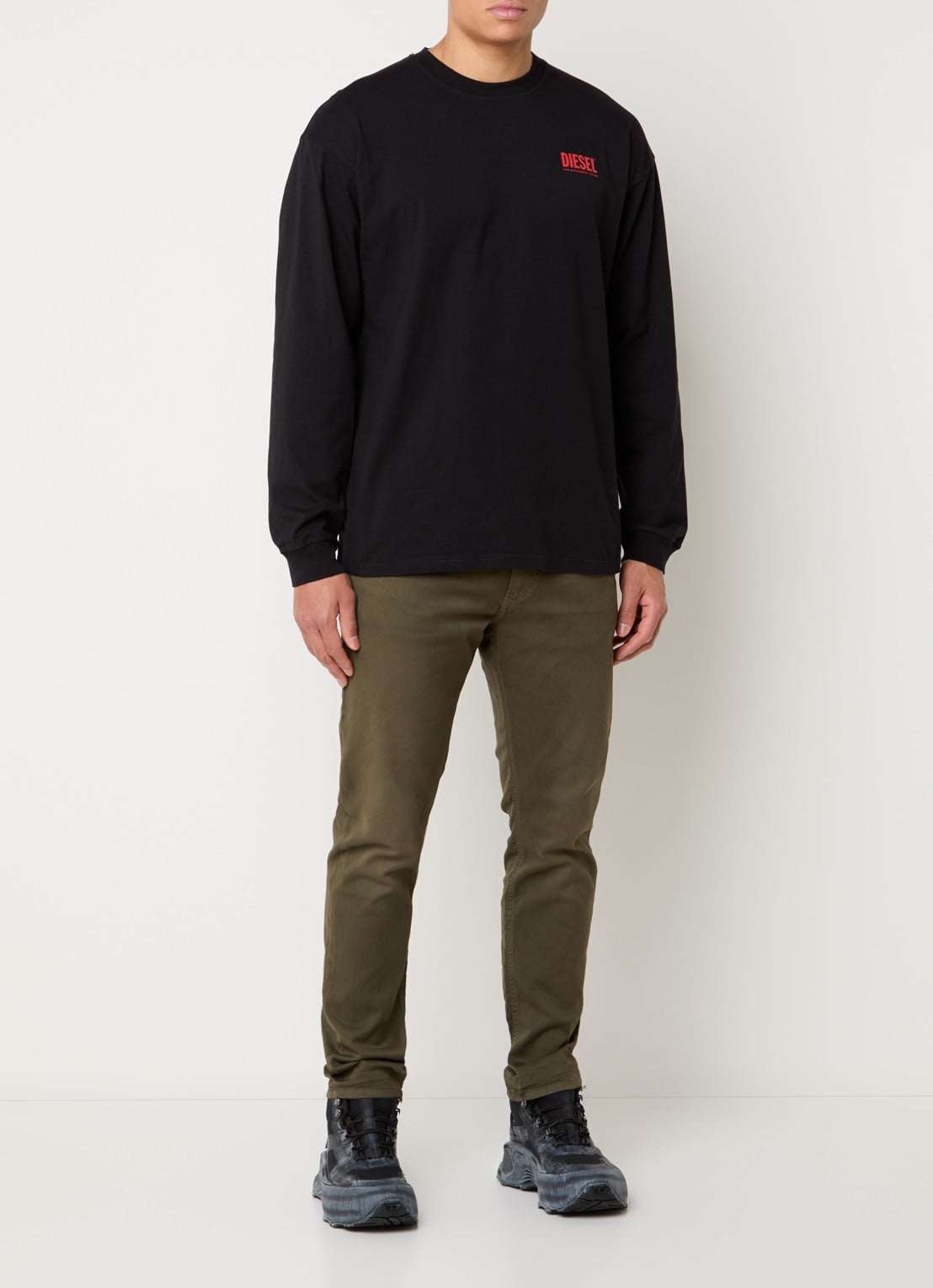 Diesel T-Madjust-Ls longsleeve met logo - voorkant 4 zwart