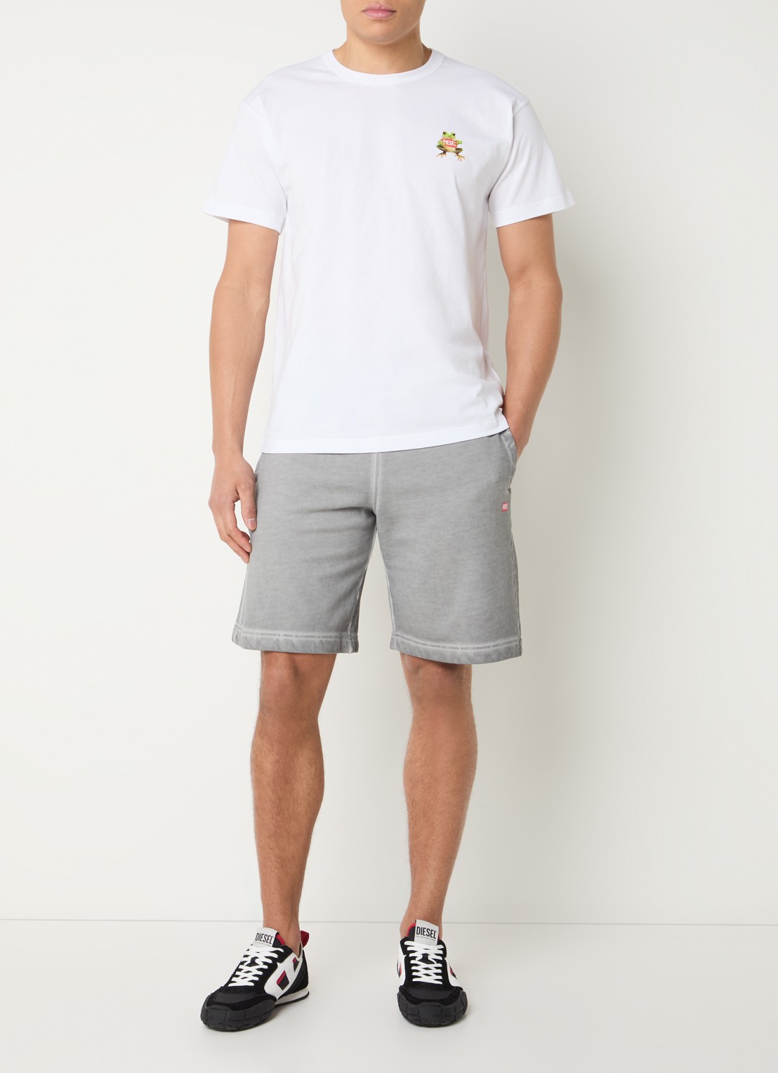 Diesel T-Norm-Frog T-shirt met logo - voorkant 3 wit