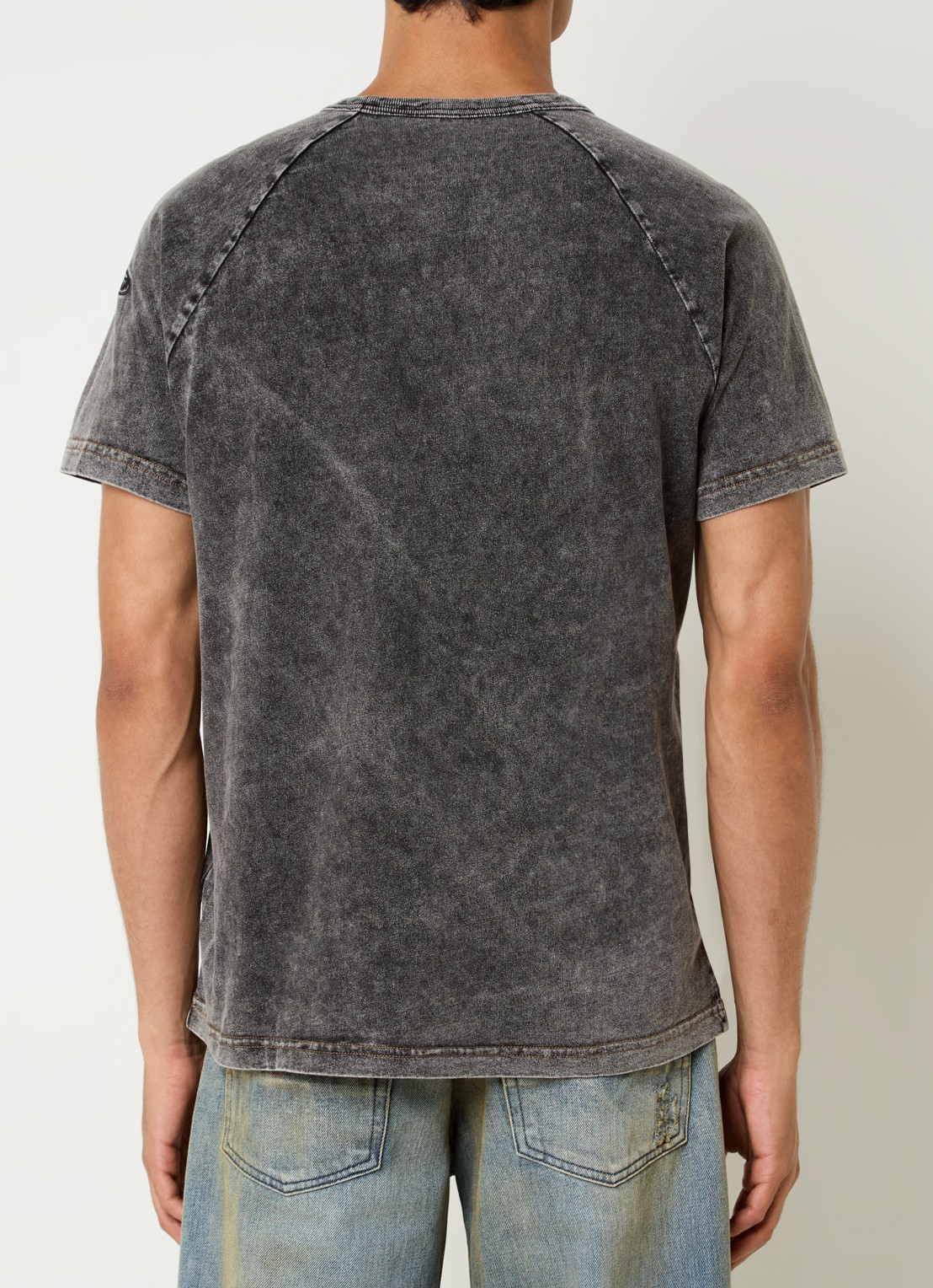 Diesel T-Radjust-Q1 T-shirt met verwassen afwerking - achterkant 2 donkergrijs