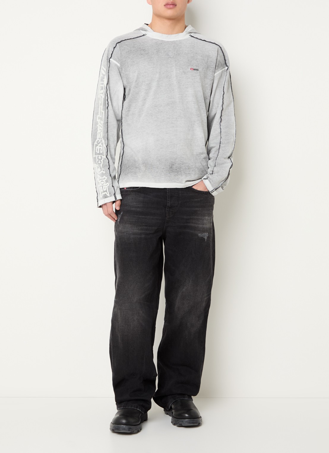 Diesel T-riven longsleeve T-shirt met capuchon - voorkant 5 grijsmele