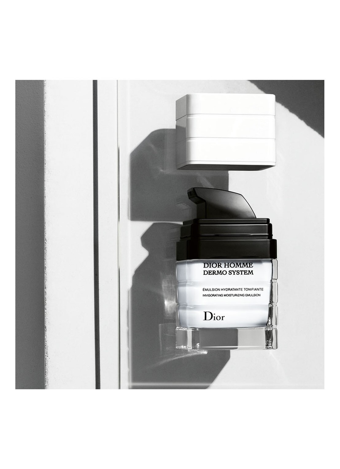 DIOR Emulsion Hydratante Reparatrice - gezichtscrème - detail 2 undefined