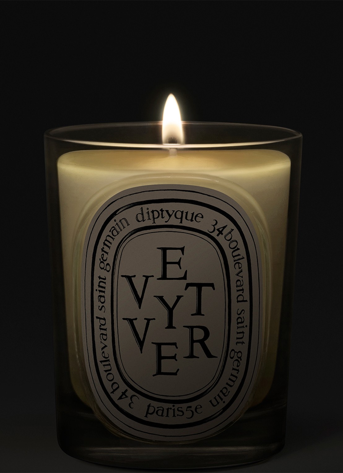 DIPTYQUE Vetyver Classic geurkaars 190 gram - voorkant 2 beige